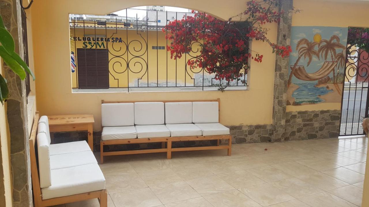Chaqana Hostel Salinas  Exteriör bild