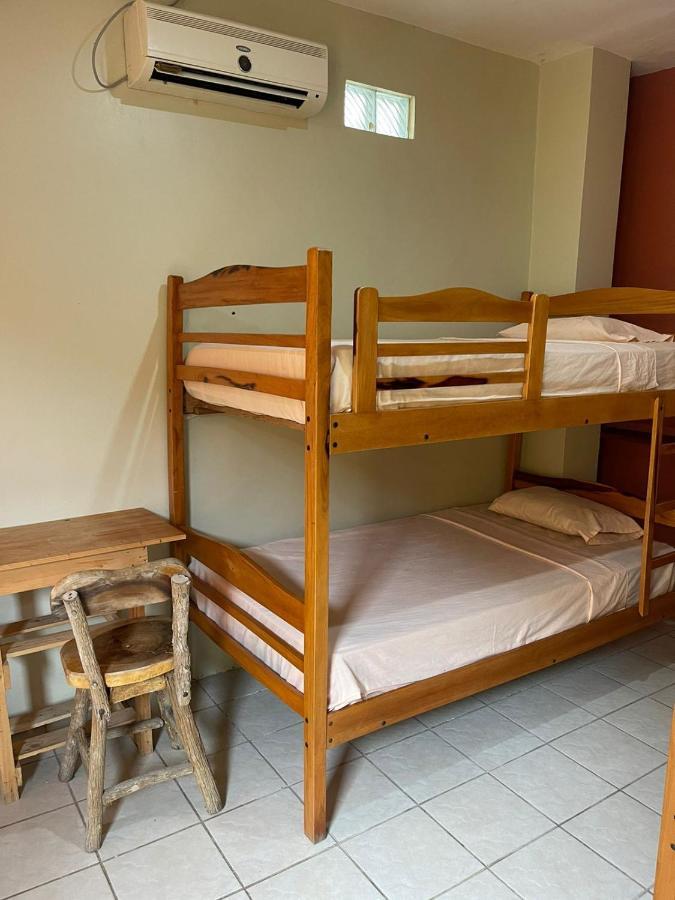 Chaqana Hostel Salinas  Exteriör bild